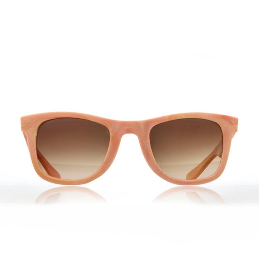 Lukka Peach – şeftali tonlarıyla tasarlanmış zarif ve sürdürülebilir güneş gözlüğü